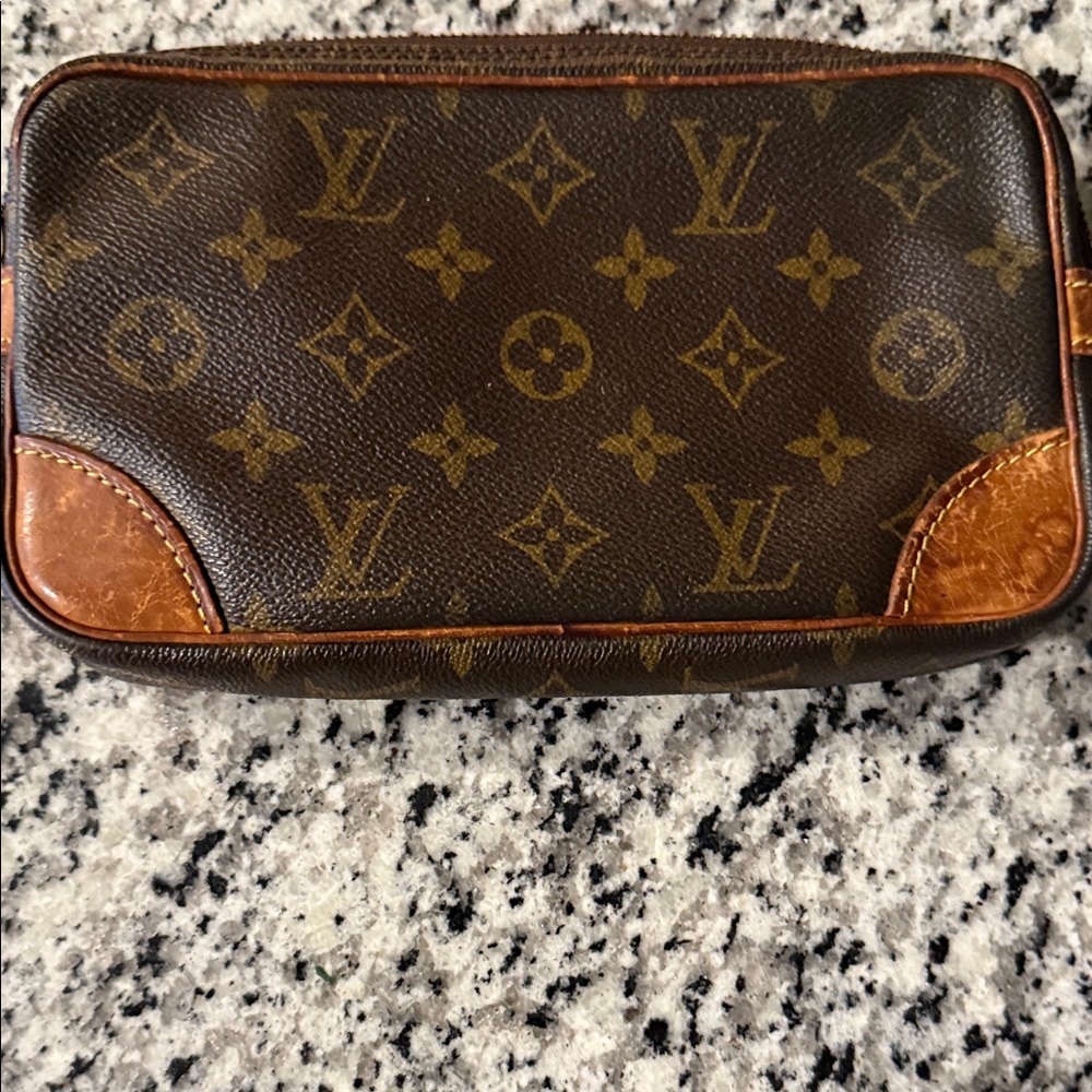 Louis Vuitton Brown Monogram Wristlet - Picture 3 of 14